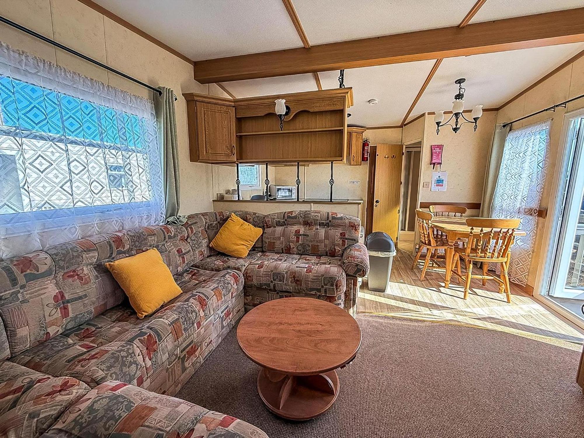 6 Berth Caravan By The Beach In Hunstanton In Norfolk, Pets Welcome Ref 13009L Zewnętrze zdjęcie